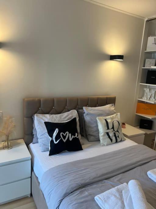 Appartement Paris Vue Tour Eiffel Trocadero ภายนอก รูปภาพ